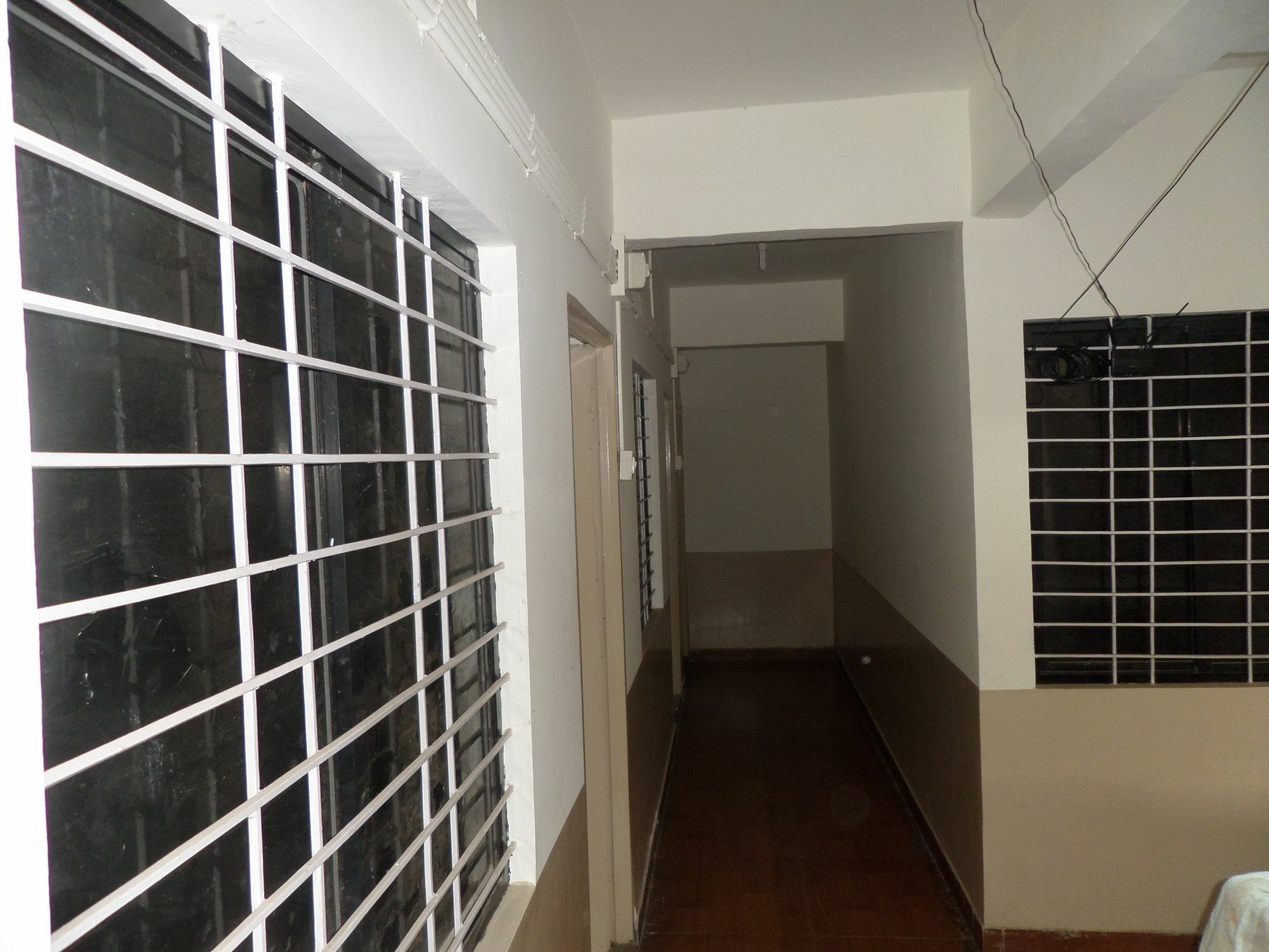 Hotel Royal Lodging Phursungi Ngoại thất bức ảnh